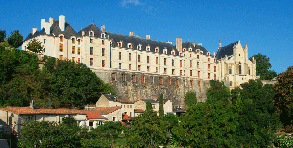 chateau thouars
