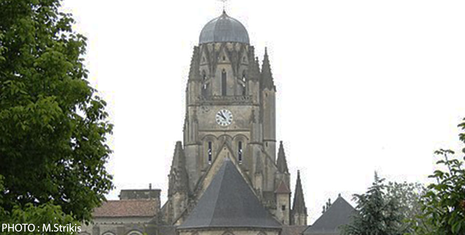 clocher cathédrale saint-pierre